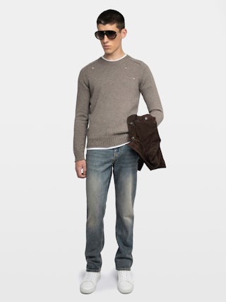 Jordan Jumper - Jumper with round neck and distressed effect.