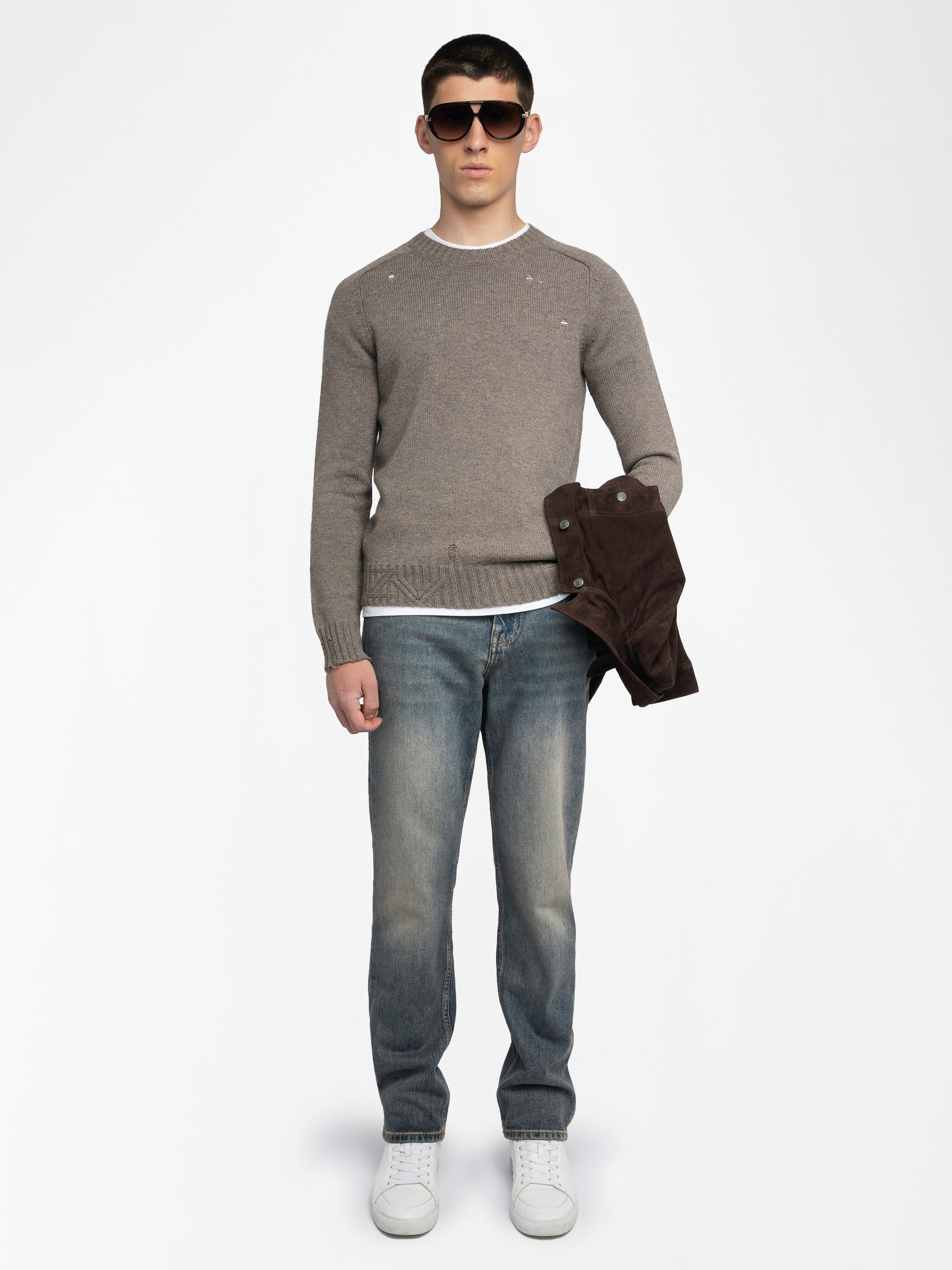 Jordan Jumper - Jumper with round neck and distressed effect.