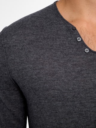 Monastir Jumper 100% Cashmere - Henley t-shirt collar jumper with long sleeves.