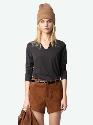 Ben Hat 100% Cashmere - 100% brown cashmere beanie adorned with a signature.