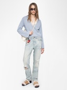 Cardigan Nolly - Cardigan col V boutonné avec poche plaquées à l'avant.