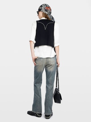 Cardigan Dublin - Petite veste sans manches cloutée.