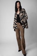 Strickjacke Maya Tiger Merinowolle - Cognacfarbene Damen-Strickjacke mit Tigermotiv und Pailletten