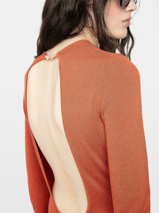 Sarra Dress - Long dress with open back and wing closure.