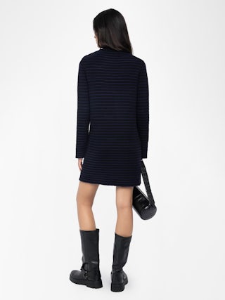 Kleid Maltyd - Kleid mit Rundhalsausschnitt und langen Ärmeln, gestreift mit Knöpfen.