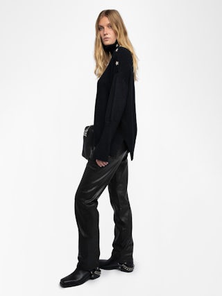 Alma Jumper - Turtleneck jumper with star buttons in 100% cashmere.