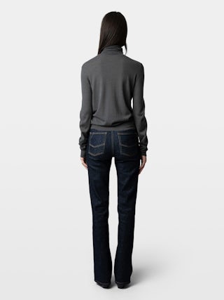 Bobby Jumper 100% Cashmere - Feather-light cashmere jumper with roll neck and long sleeves.