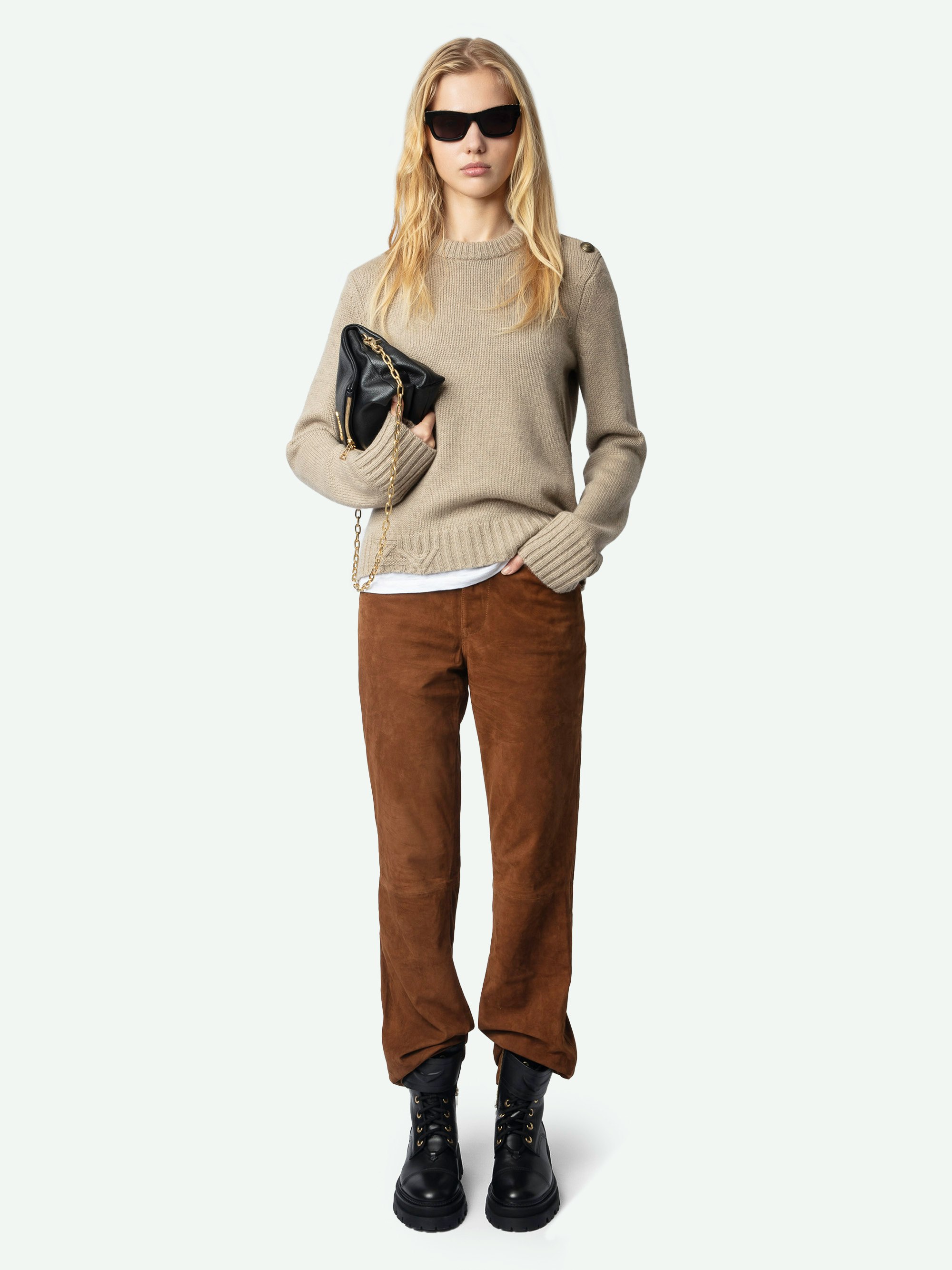 Malty Jumper 100% Cashmere - Light brown 100% cashmere jumper with long sleeves and buttons on the shoulder.