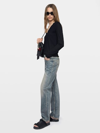 Nosfa Jumper 100% Merino Wool - V-neck jumper with long sleeves and customisation on the back.