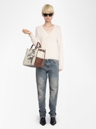 Maglione Vivi 100% Cashmere - Maglione con scollo a V e patch a cuore sui gomiti.