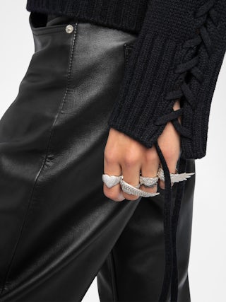 Malty Jumper - Round neck jumper with lacing.