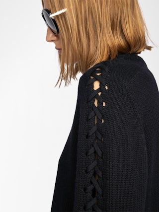 Malty Jumper - Round neck jumper with lacing.