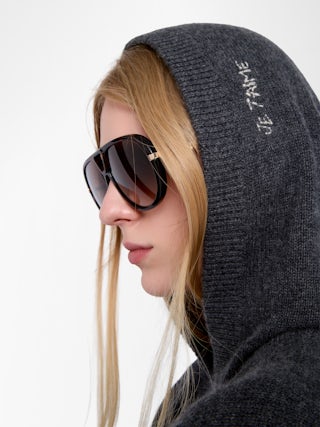 Pullover Markyz 100% Kaschmir - Pullover mit Kapuze mit Intarsien und Stickereien.