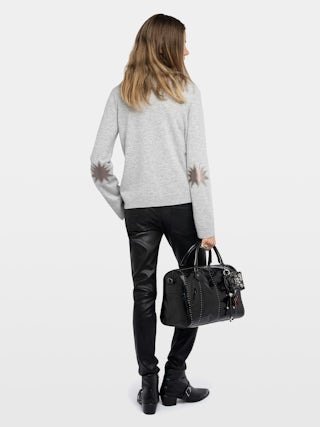 Jumper Cara - Crew-neck jumper with leather patch.