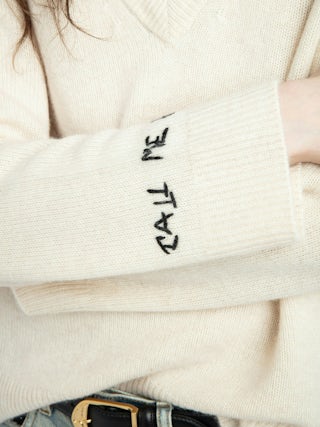 Jumper Mikyz 100% Cashmere - - V-neck jumper
- Long sleeves
- Rock n Roll embroidery at neckline and right sleeve