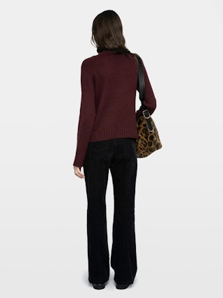 Pull Nalma 100% Cachemire - Pull col roulé bouton bijoux.