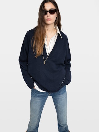 Maglione Swyny - Maglia oversize con scollo a V e ricamo a mano sul fondo.