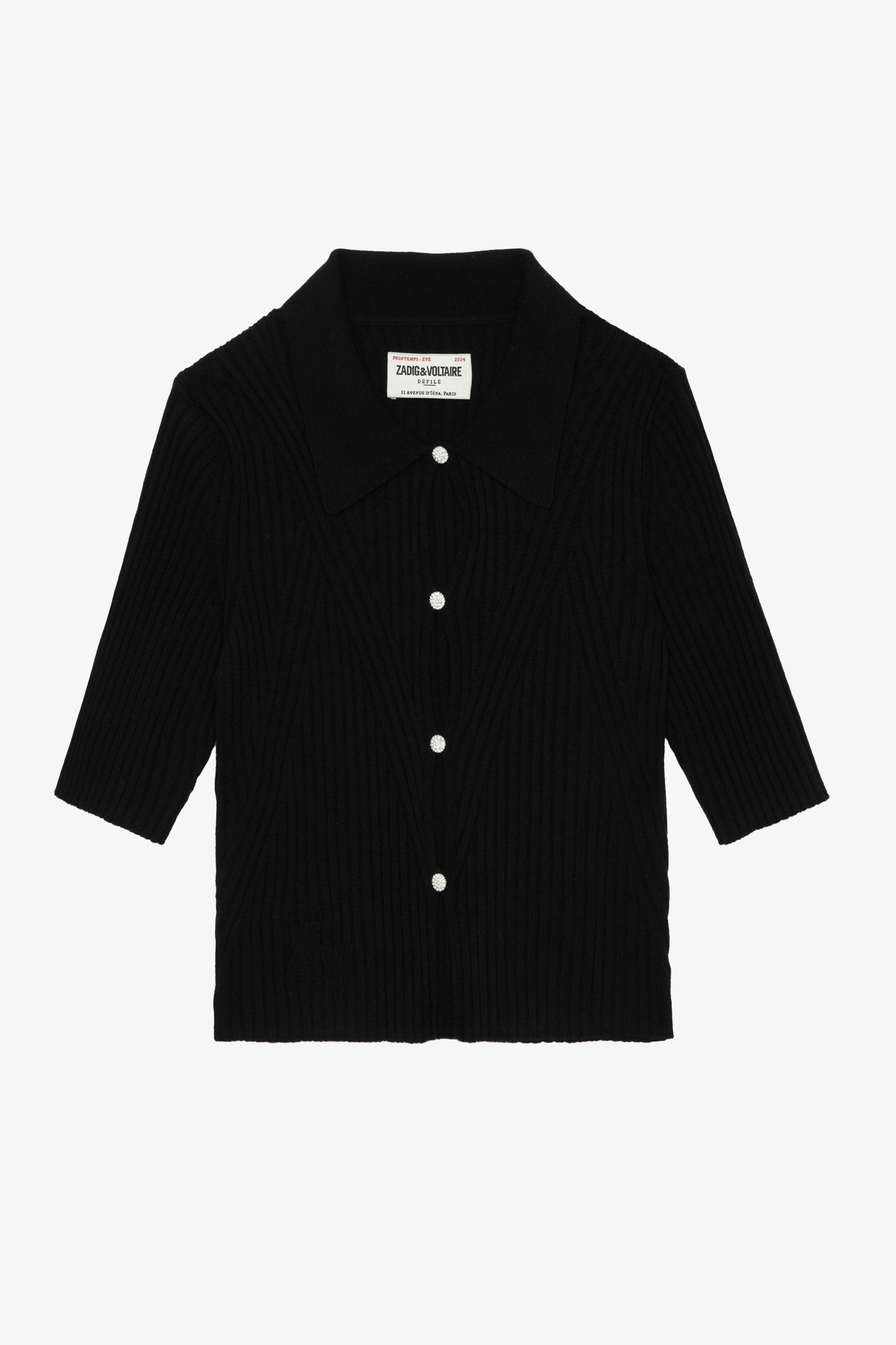 Top Lyam - Top corto negro de lana merina con cuello de camisa, mangas cortas, botones de bisutería con strass y alas en la espalda.