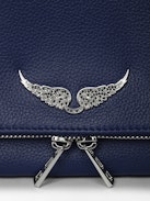 Pochette Rock - Pochette en cuir grainé à double chaînes cuir et métal et ailes ornées de strass.