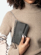 Pochette Rock Nano - Pochette in pelle granata con ali caratteristiche ornate di strass.