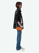 Pochette Rock Nano - Pochette piccola in pelle granulata con doppia catena e ali distintive.