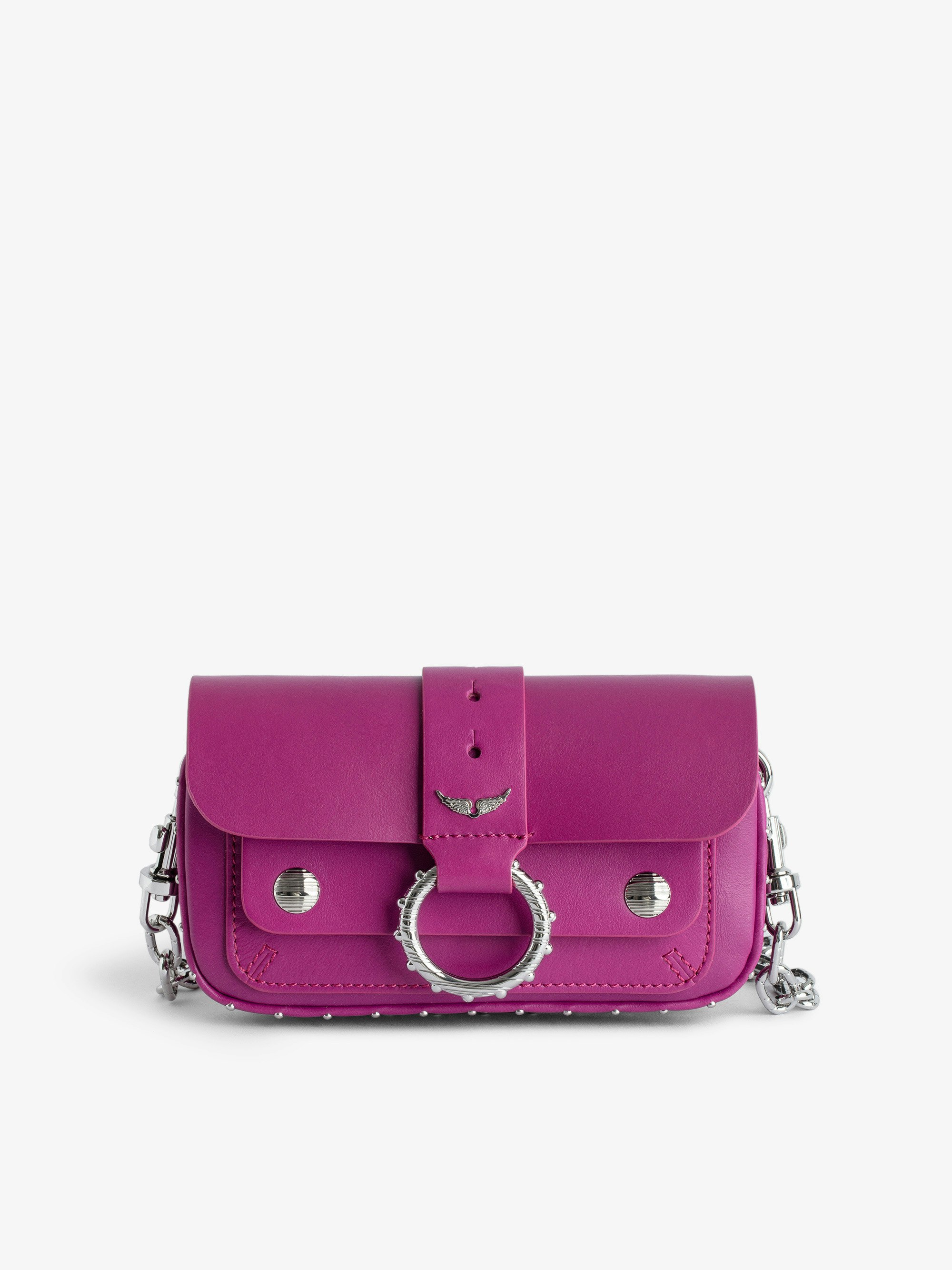 Sac Kate Wallet - Designed by Kate Moss for Zadig&Voltaire.  Mini sac en cuir lisse fuchsia à anneau et chaîne en métal.
