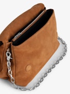 Borsa Rocky Scamosciata - Borsa in pelle scamosciata con catena, tracolla e ali distintive.