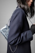 Clutch Rock Nano - Clutch aus metallisiertem Leder in Himmelblau für Damen