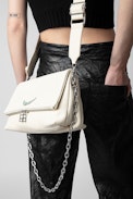 Rocky Bag - Women's bag in ecru grained leather with chain shoulder strap