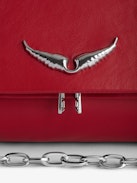 Borsa Rocky Eternal - Borsa in pelle liscia rossa con cinghia annodata e tracolla con catena.