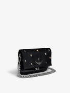 Pochette Rock Nano Lucky Charms - Petite pochette en cuir lisse noir à double chaîne ornée de lucky charms.
