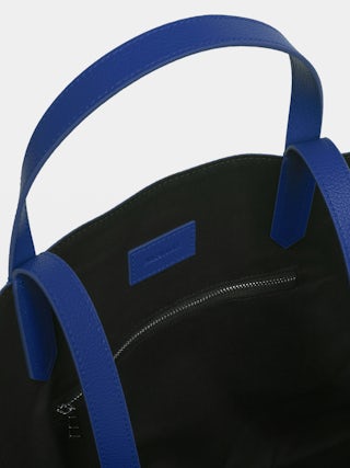 Z Shopper XL Monogram Bag - Z Shopper XL monogram bag in coated canvas with double handles and interior pocket.