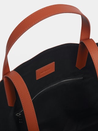 Z Shopper XL Monogram Bag - Z XL monogram shopper bag in coated canvas with double handles and interior pocket.