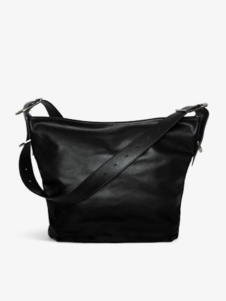 Jane Hobo Bag - Laid-back elegance with a rock ‘n’ roll twist. The Jane hobo bag blends soft, slouchy leather with signature edgy details, featuring the iconic debossed wings on the front for a bold statement. Designed for versatility, its adjustable strap lets you wear it your way—crossbody, shoulder, or effortlessly in hand. An everyday essential, always with an attitude.