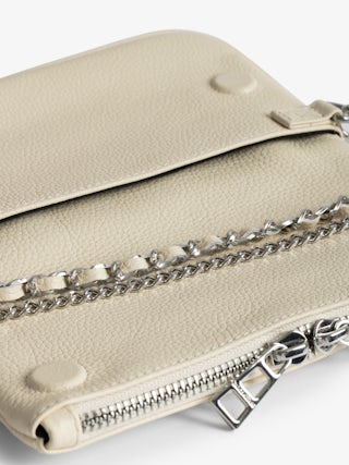Rock Nano Clutch - Clutch in grained leather with double leather and metal chains and wings adorned with rhinestones.