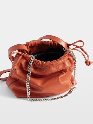 Rock Today Bag - Lambskin leather bag with chain shoulder strap and wings signature.