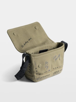 Sac Z Camp Satchel Tag - Sac satchel en toile style militaire, orné de tag et d'ailes signature.