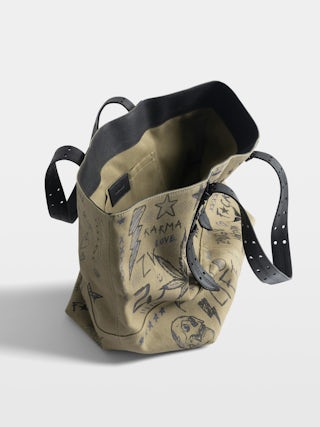 Sac Z Camp Tote - Sac cabas en toile style militaire, orné de tag et d'ailes signature.
