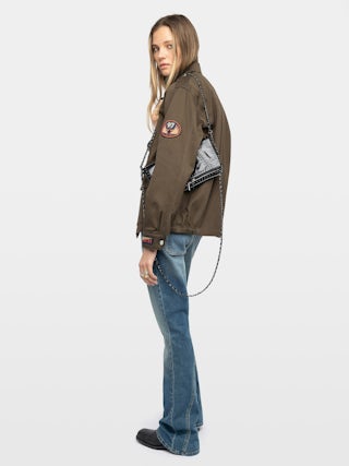 Rock Vintage Patent Studs Clutch - Clutch in patent leather with vintage effect featuring double leather and metal chains adorned with studs and rhinestone wings.