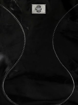 Jack Vintage Patent Bag - Vintage-effect leather bag adorned with a signature clasp, featuring two compartments, a handle and an adjustable strap.