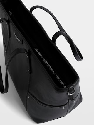 Z Shopper Bag - Tote bag in grained leather with signature wings.