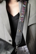 Wild Shoulder Strap - Women's studded shoulder strap in grained leather with snakeskin-effect inserts