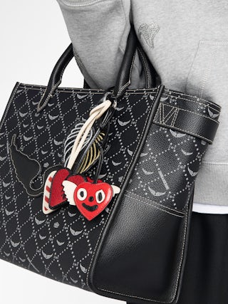 Love Cherry Vintage Keychain - Vintage-inspired patent leather cherry-shaped grigri charms to hang on a bag, for example.