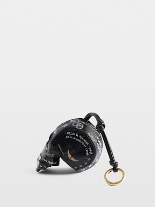 Big Skull Keyring - Skull keyring in leather with graffiti print.