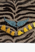 Enveloppe Clutch - Envelope clutch in taupe zebra-effect leather with contrasting embroidery