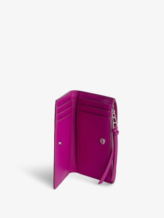 Porte-Cartes Compact Eternal - Porte-cartes en cuir lisse fuchsia à lanière et charm ailes.
