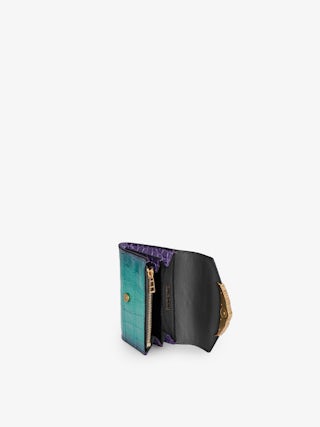 Portefeuille Borderline Embossé - Petit portefeuille en cuir métallisé embossé effet croco violet à rabat et ailes.