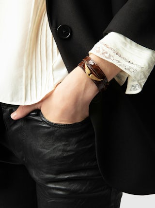 Bracelet Rock Croco - Brown crocodile-embossed leather bracelet with golden wing buckle.