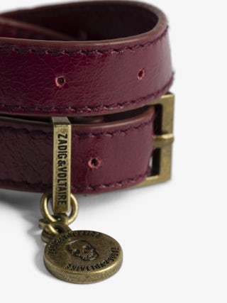 Bracelet Sunny Cuir - Bracelet en cuir vernis effet vintage double tour avec un charm médaillon.