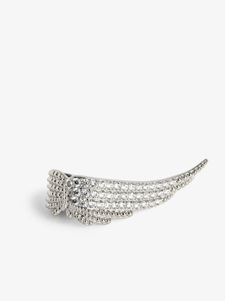 Rock Spread Your Wings Ring - Ring with rhinestone-embellished wings.